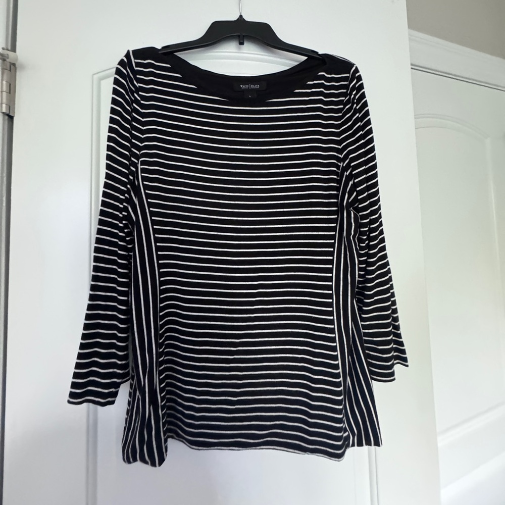 Large Black & White Striped White House Black Market Long-Sleeve Top